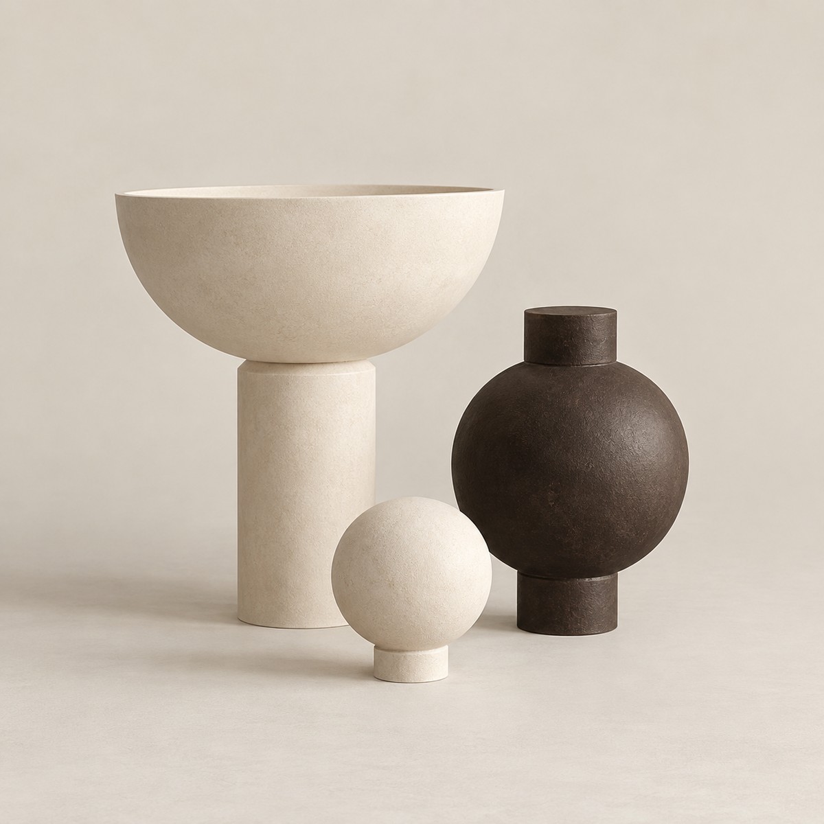 Three geometric objects in different sizes.